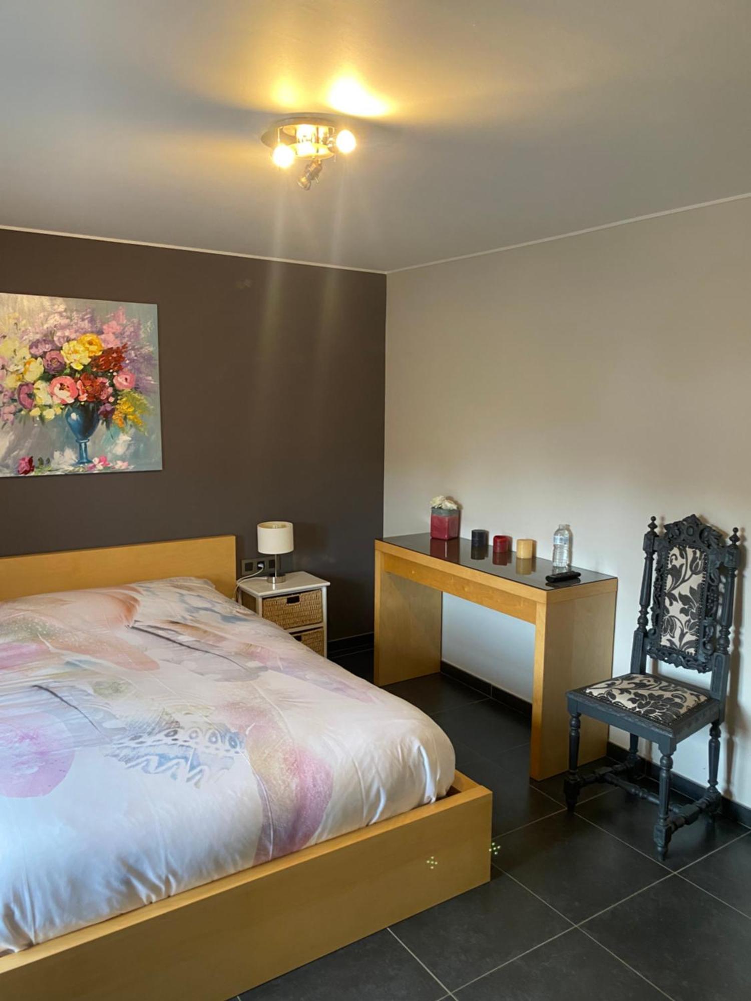 Hotel Les Sansonnets Vaux-sur-Sure Esterno foto