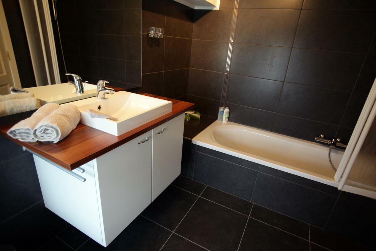 Hotel Les Sansonnets Vaux-sur-Sure Esterno foto